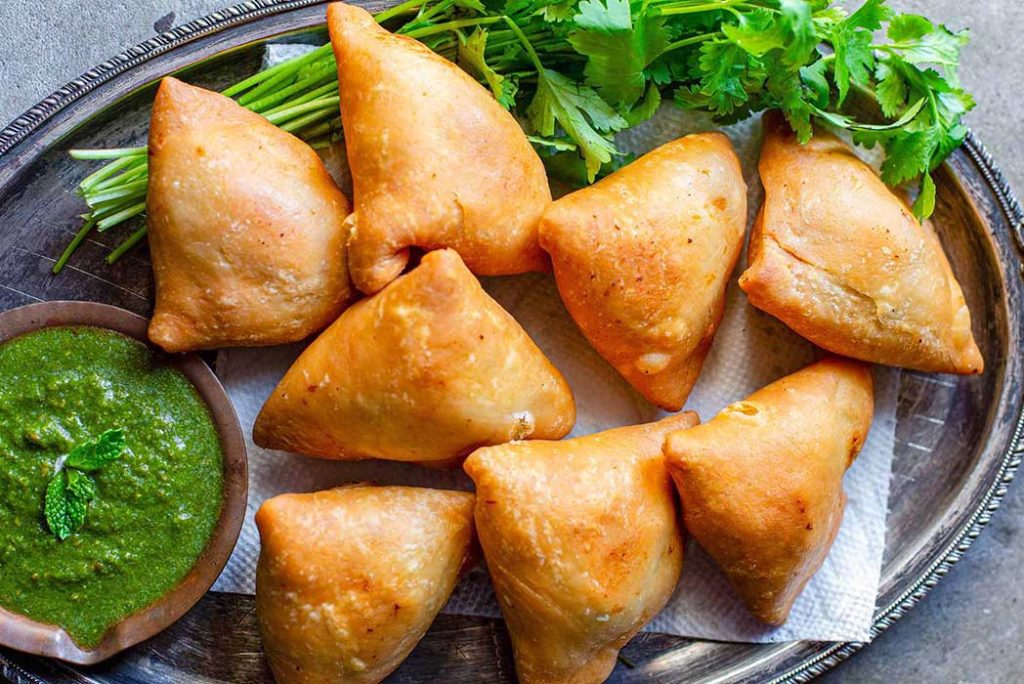 Samosas - foodiewish