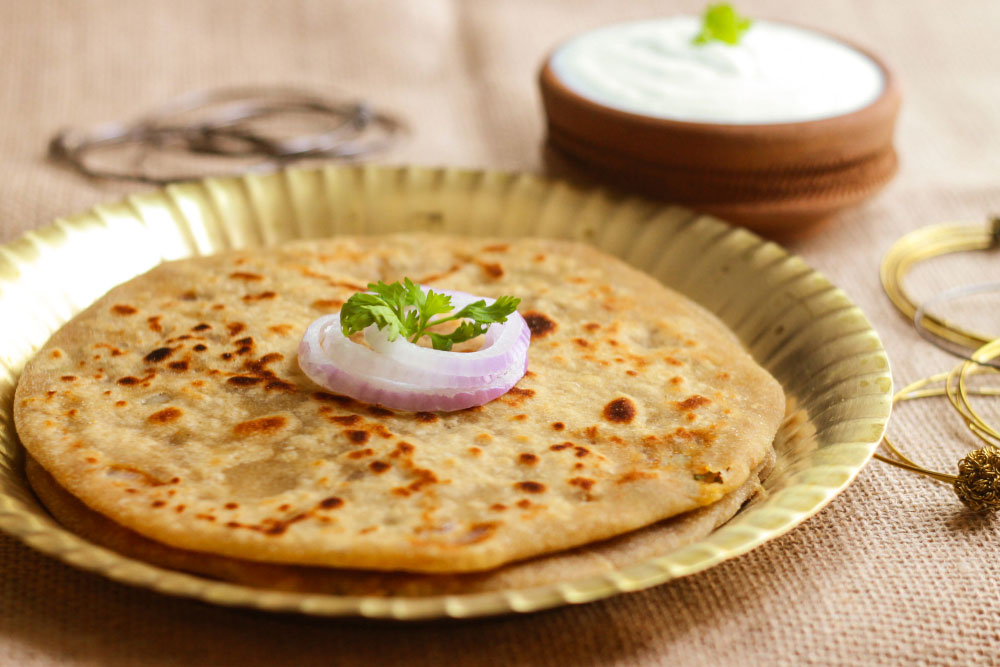 Aloo Pyaz Paratha