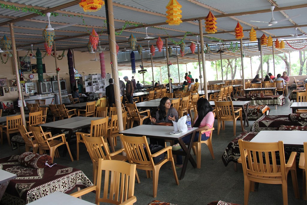 Best Dhabas in the Mumbai-Pune Highway - Sunny da Dhaba