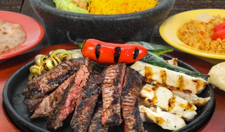 Have A Fiery Mexican Dinner With Lupe Tortilla Fajita Recipe