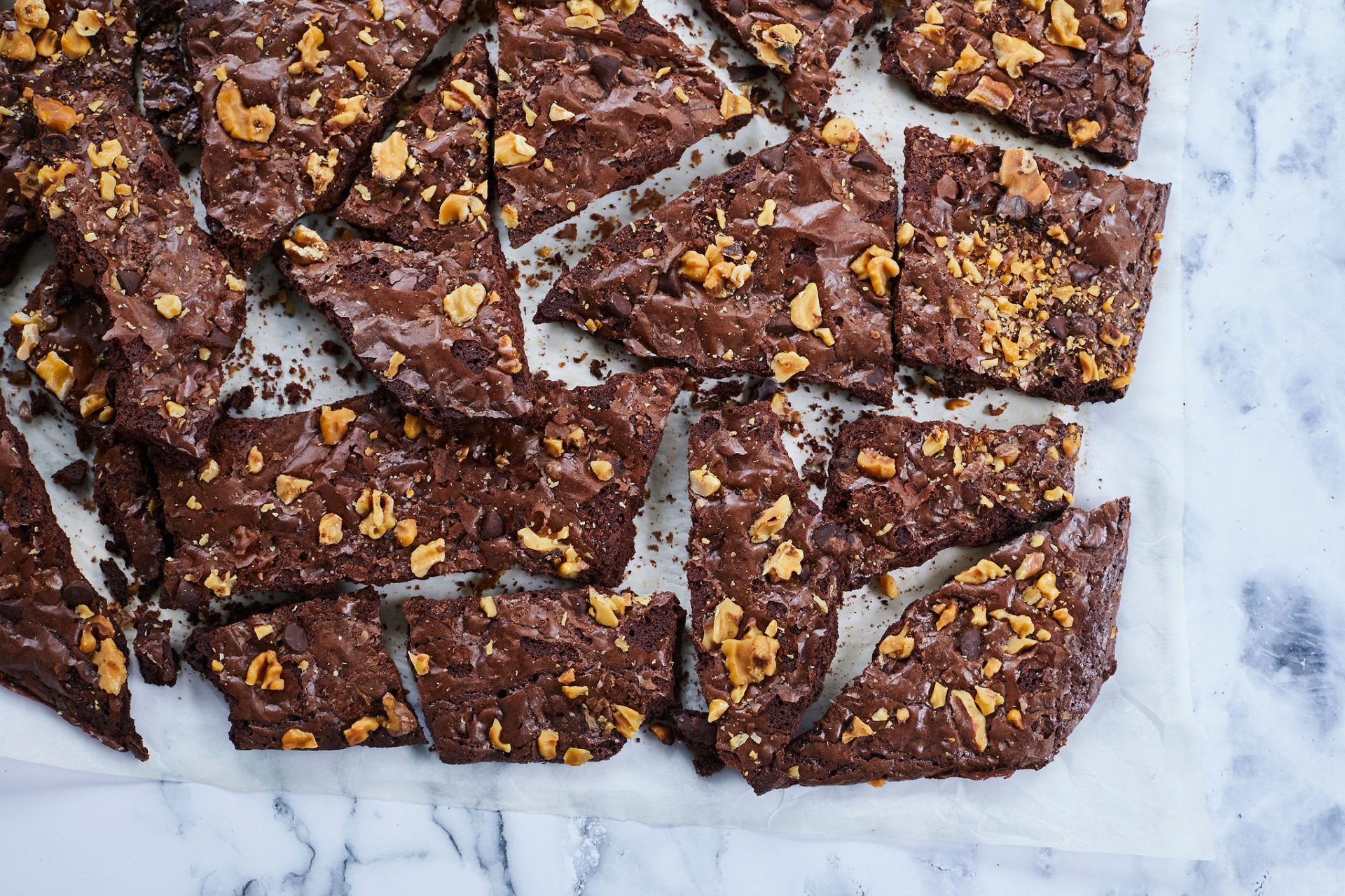 Crispy and Delicious Brownie Brittle Recipe